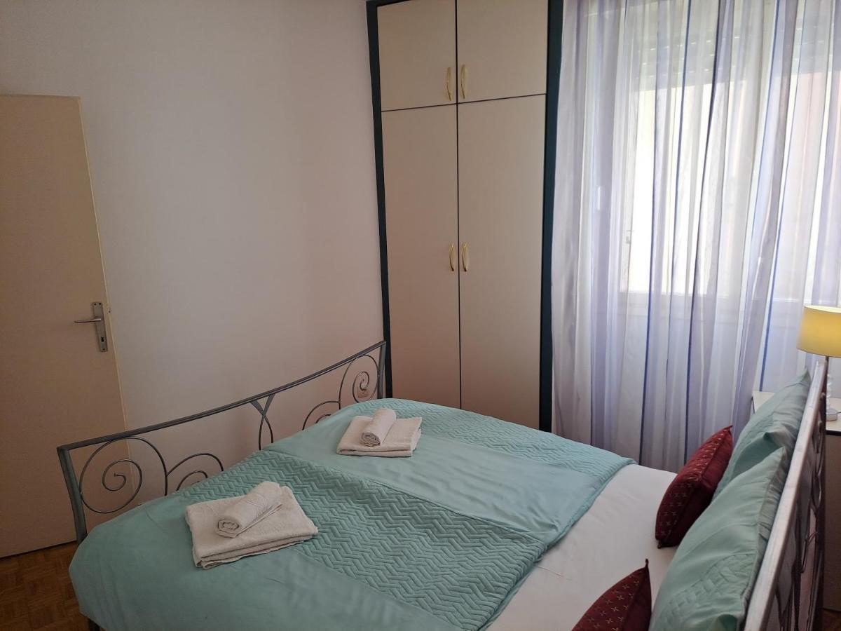 Center Apartment Silvana Split Exterior photo