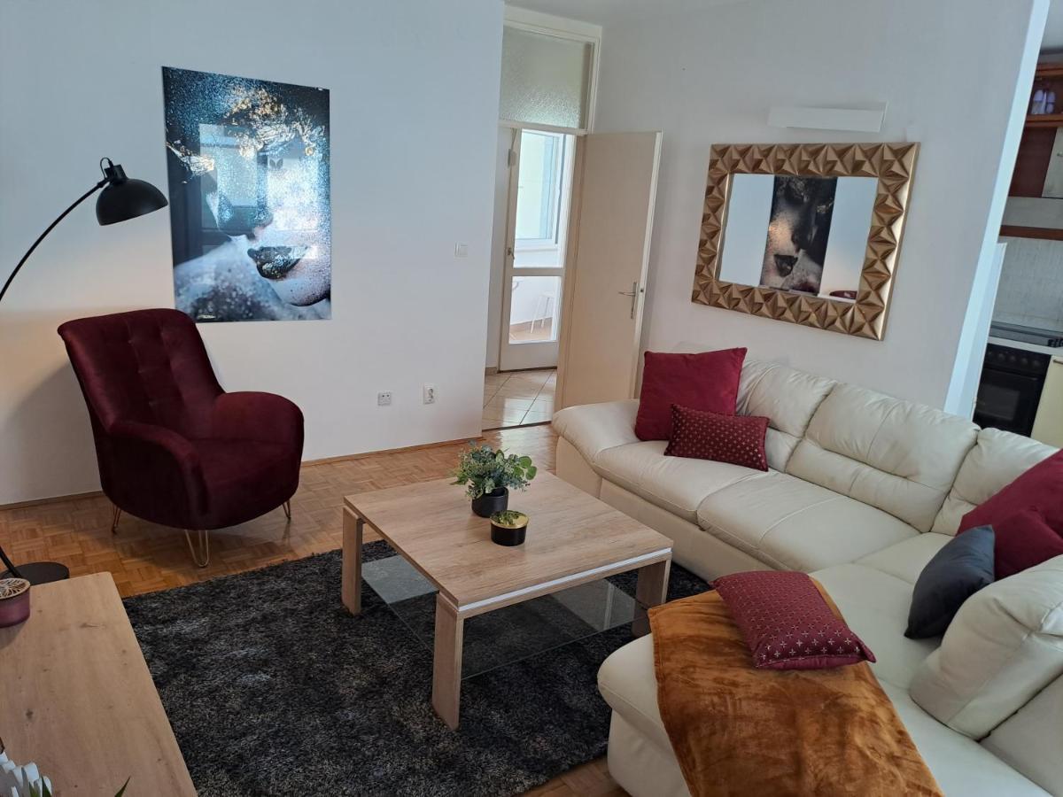 Center Apartment Silvana Split Exterior photo