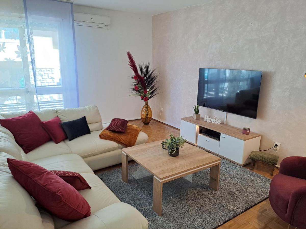 Center Apartment Silvana Split Exterior photo