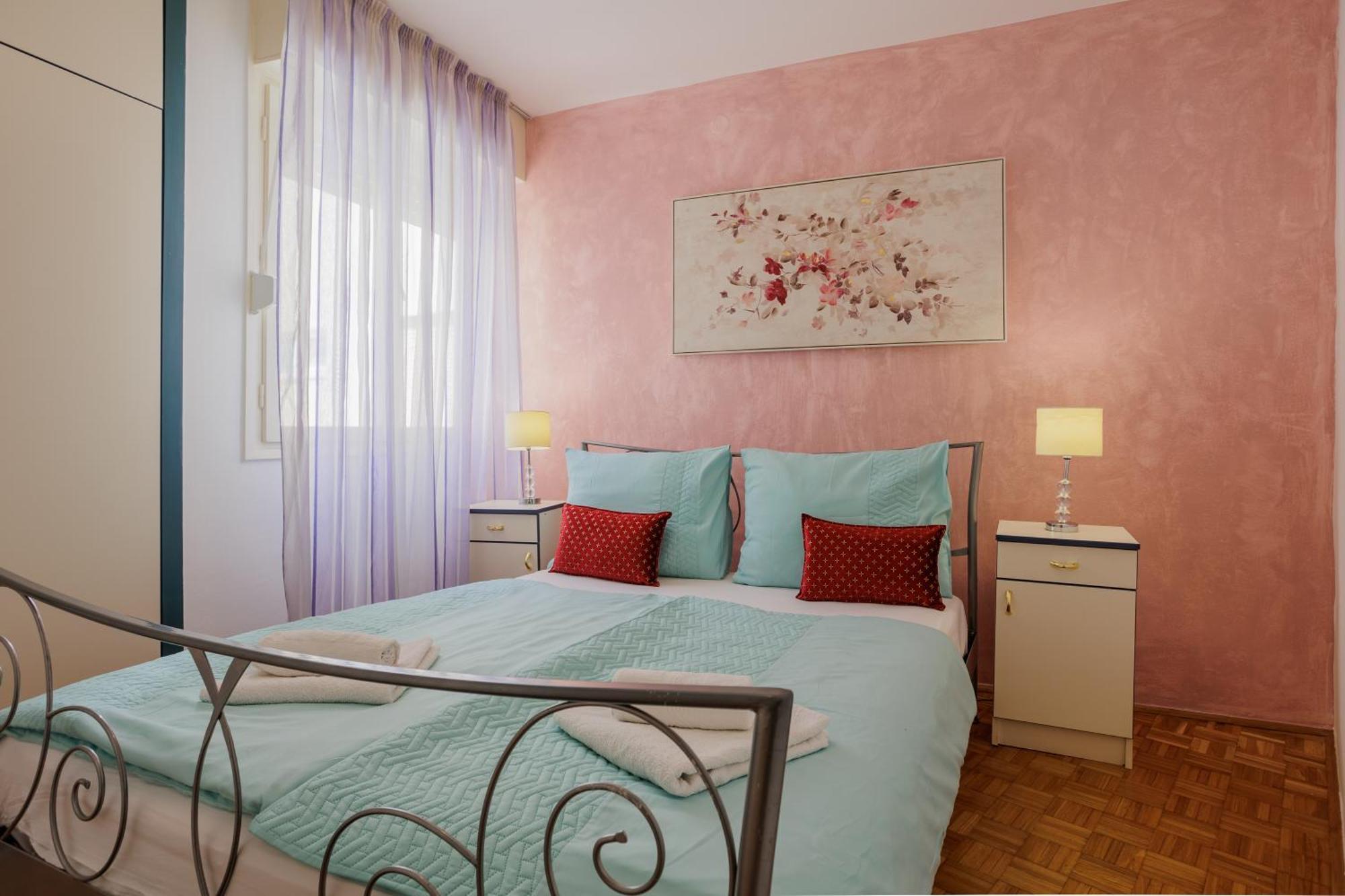 Center Apartment Silvana Split Exterior photo